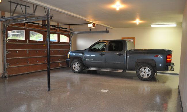 DIY Epoxy Garage Floor Tutorial - How to make your garage look amazing!