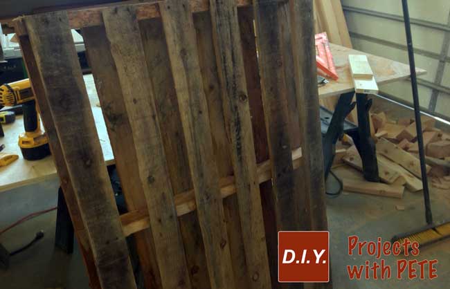 How-to-make-a-wine-pallet-wine-rack