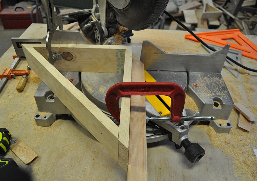 how-to-make-a-miter-saw-jig