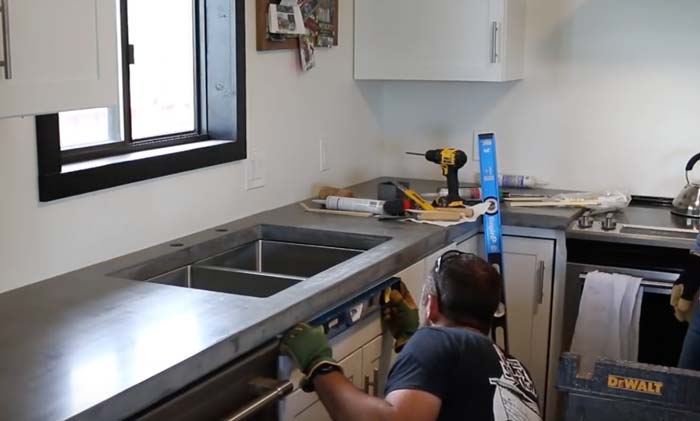 how to level concrete countertops when installing